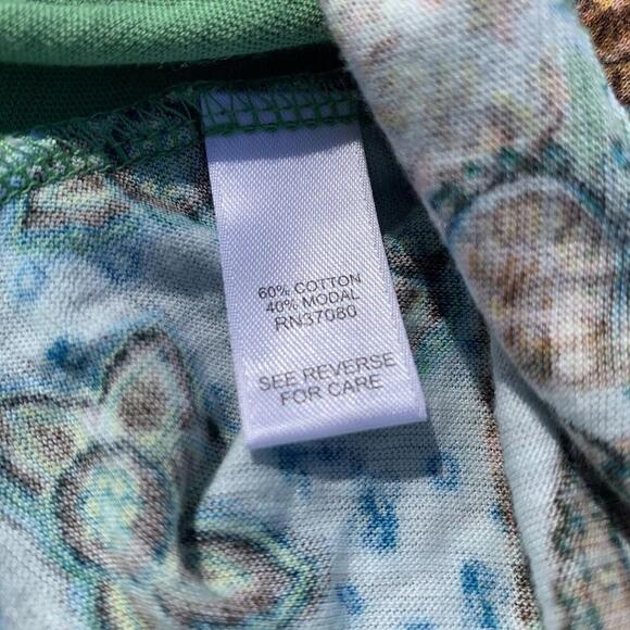 Cato Womens Contrast Top Green Back Patchwork Front Assymetrical Hem Size XL - Picture 4 of 7